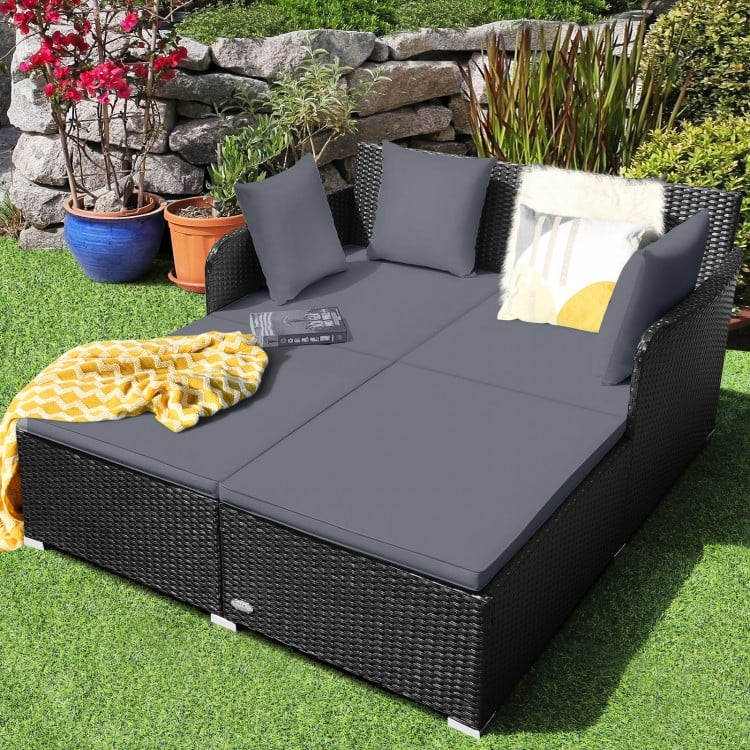 Silver Breeze Outdoor Daybed