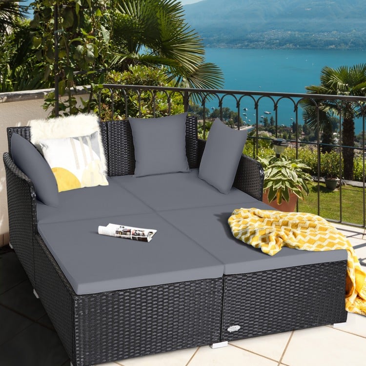 Silver Breeze Outdoor Daybed